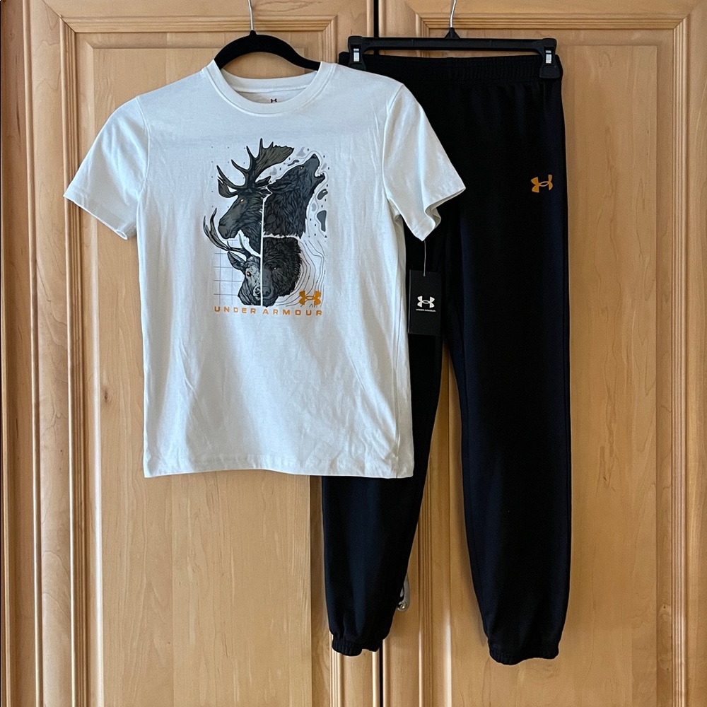 Under Armour Cream Moose Graphic Tee & Pants